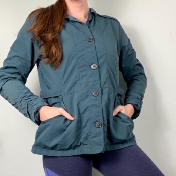 Eddie Bauer Travel Windbreaker Sz M women’s lined blue grey button-up jacket - Picture 2 of 10